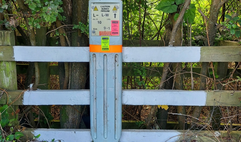 Pipeline marker post - Who to contact for buried pipelines